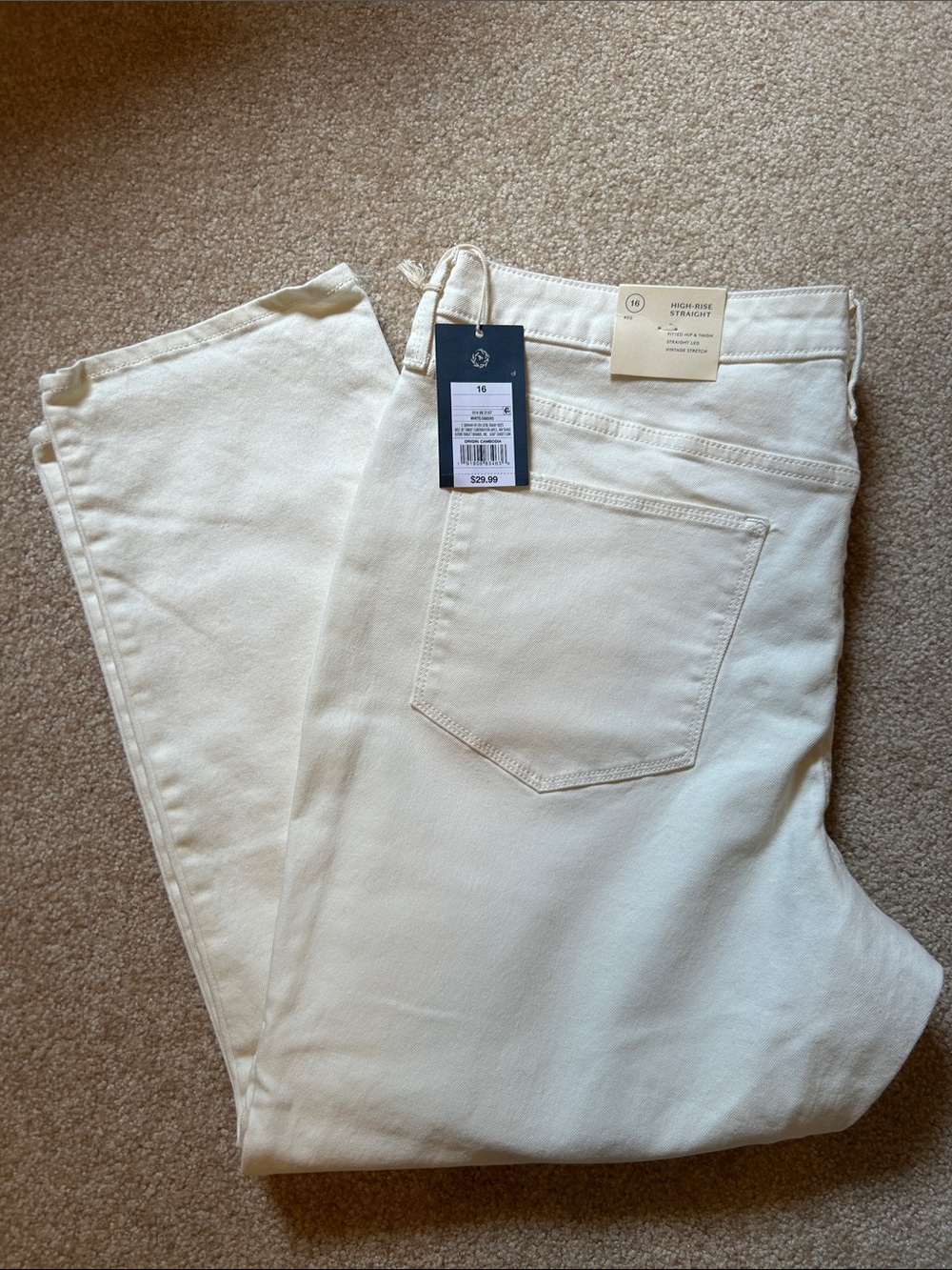 NWT Universal Thread white High-Rise Straight Crop Jeans. Button Front.